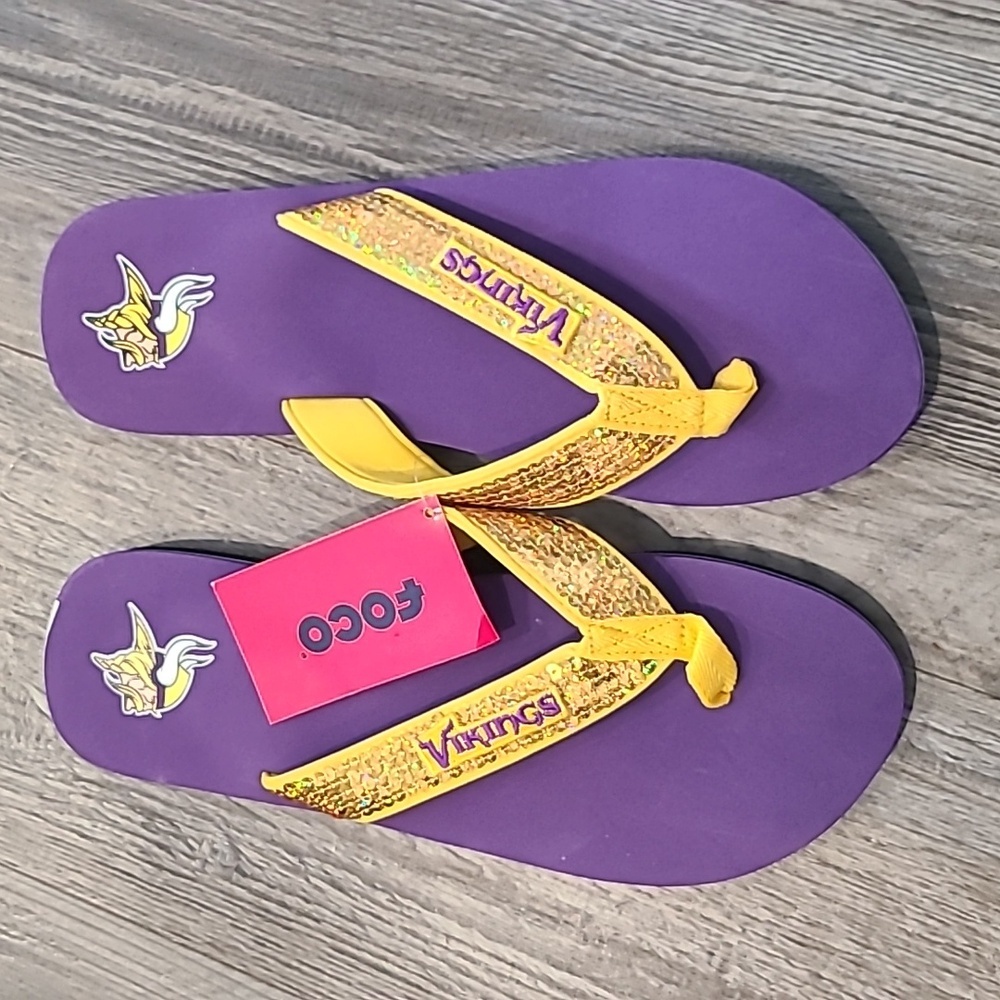 Minnesota Vikings NFL Sequin Flip Flops Size 11-12 - Picture 3 of 5